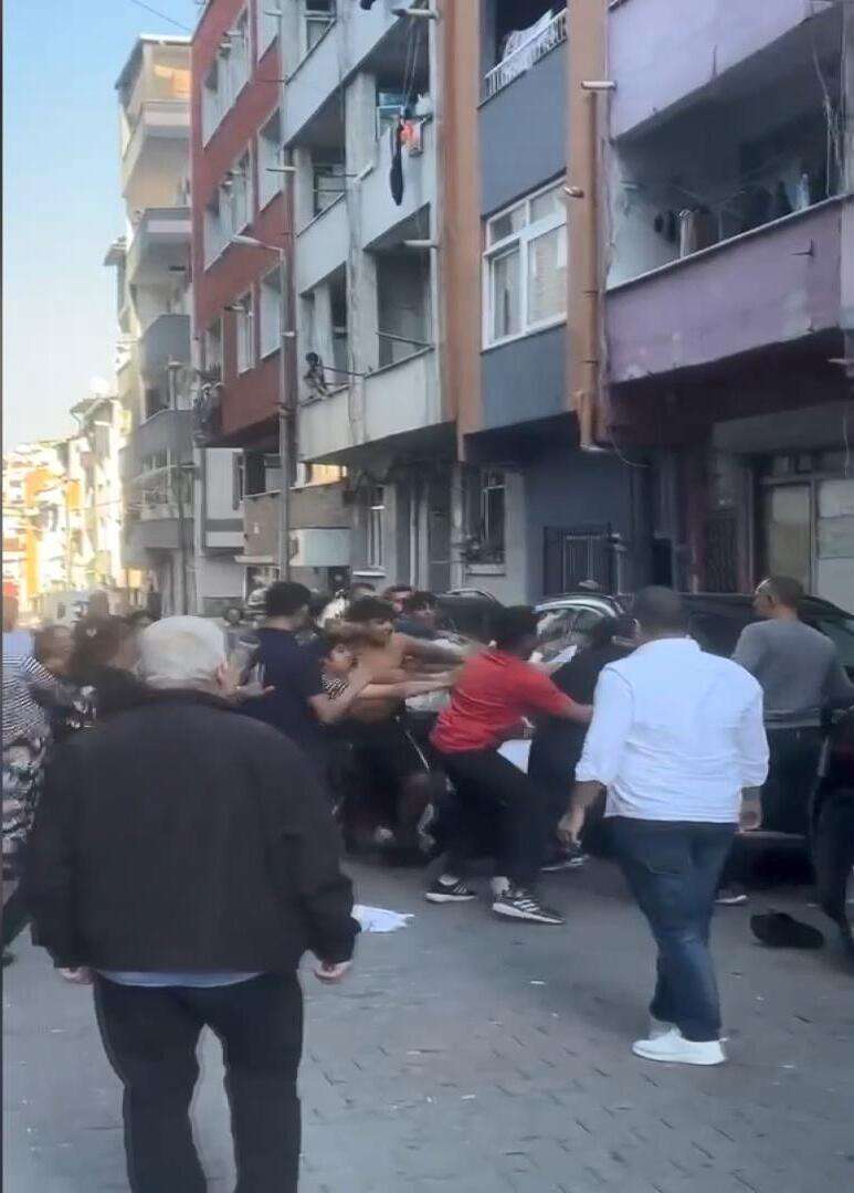 Genç kadının intikamı acı oldu! Evli olduğunu öğrendiği eski sevgilisine tornavida sapladı 2
